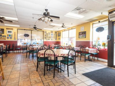 Extremely successful, Well Established Breakfast and Lunch Restaurant